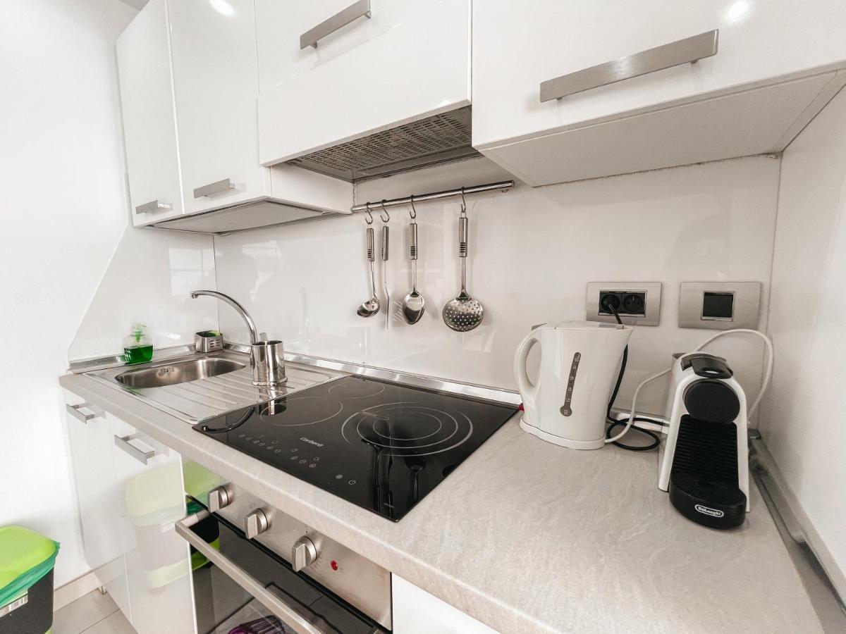 Exclusive Francy'S Apartment In Garden City, Sant'Eugenio アデヘ エクステリア 写真