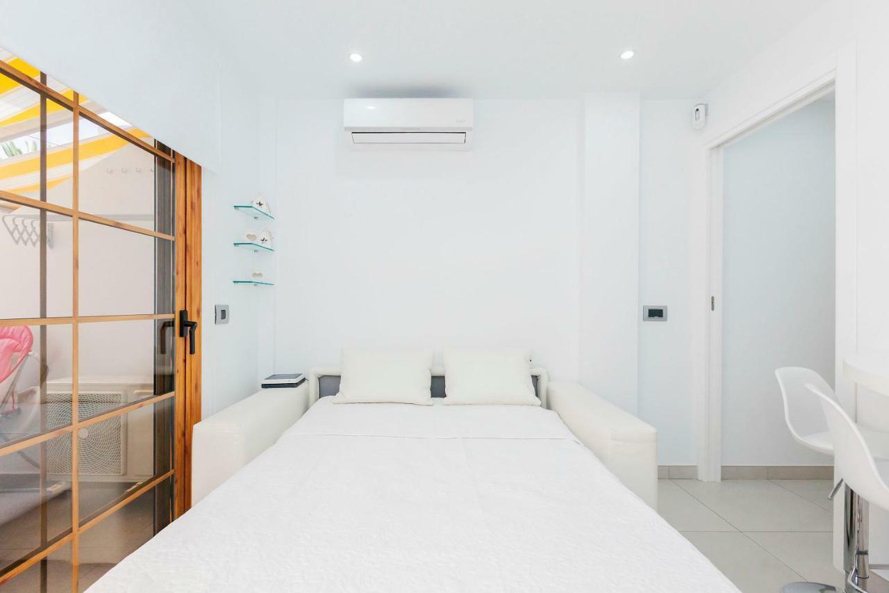 Exclusive Francy'S Apartment In Garden City, Sant'Eugenio アデヘ エクステリア 写真